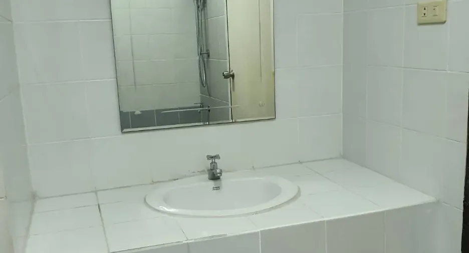 For sale studio condo in Bang Lamung, Chonburi
