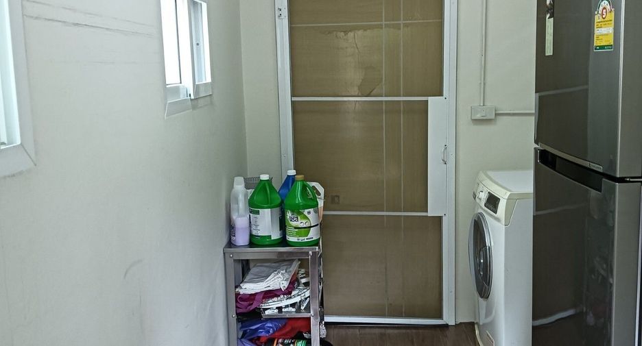 For sale 3 ベッドルーム house in Thung Khru, Bangkok