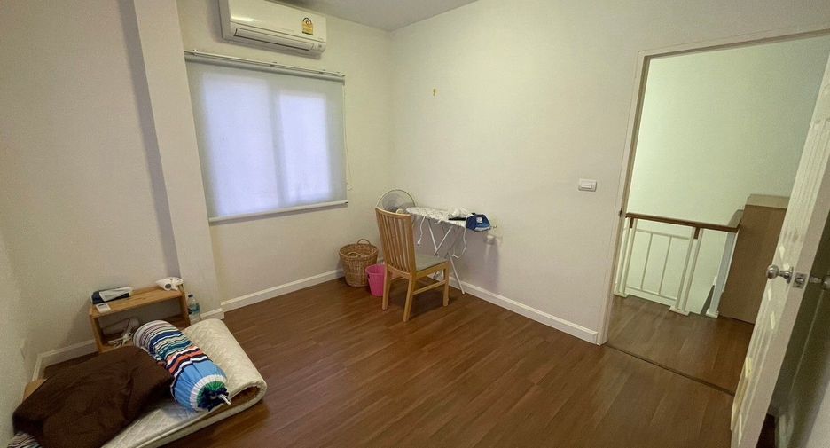 For sale 3 ベッドルーム house in Thung Khru, Bangkok