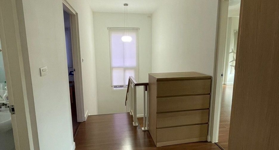 For sale 3 ベッドルーム house in Thung Khru, Bangkok
