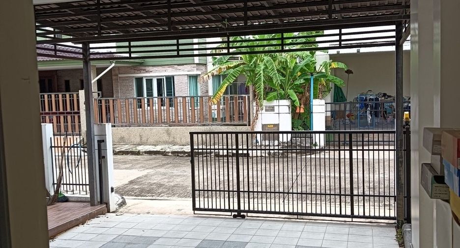 For sale 3 ベッドルーム house in Thung Khru, Bangkok