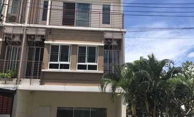 For sale 3 bedrooms house in Suan Luang, Bangkok