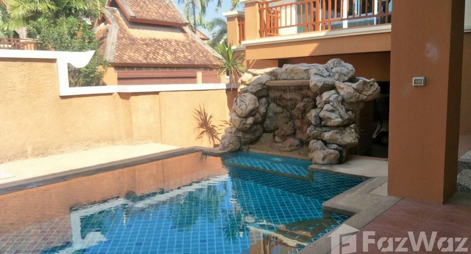 À louer 5 chambres villa à Bang Lamung, Chonburi