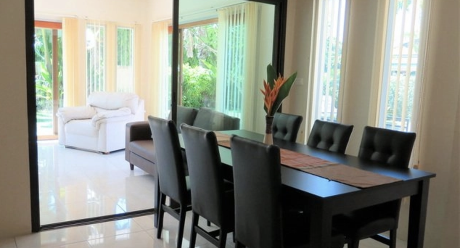 For rent 3 bedrooms villa in Mueang Phuket, Phuket
