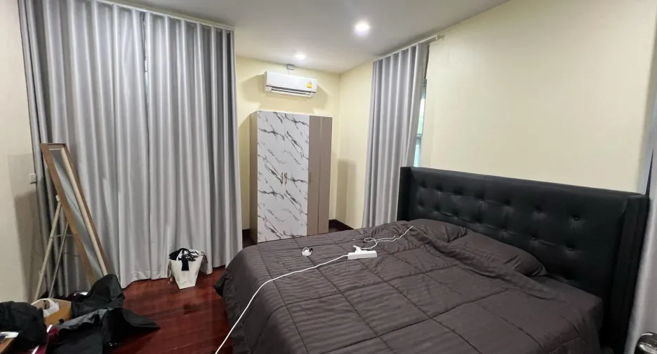 For rent 3 bedrooms house in Na Jomtien, Pattaya