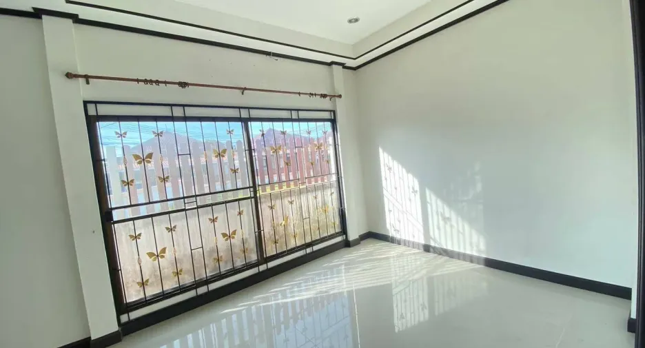 Casa en venta de 3 habitaciones en Bang Saray, Pattaya