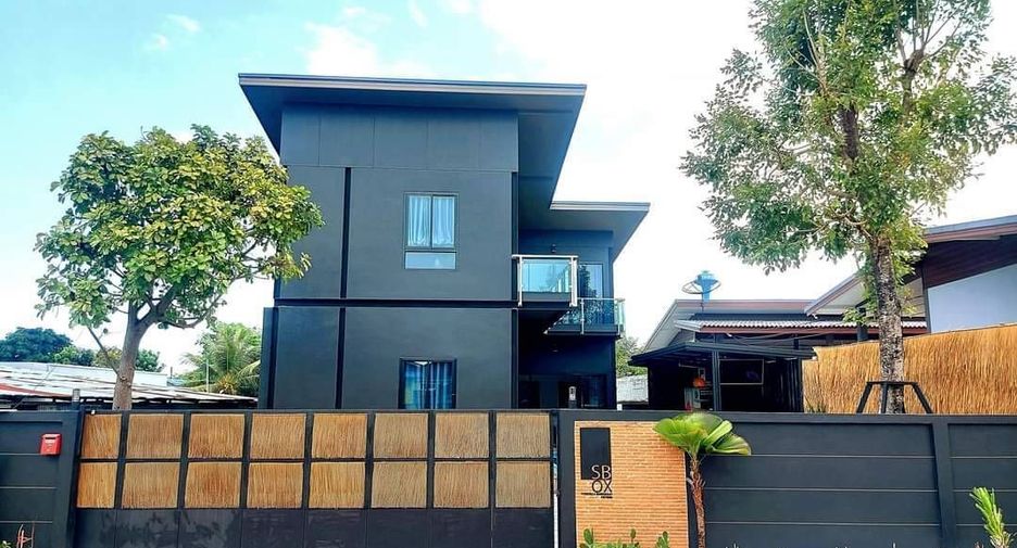 For sale and for rent 5 bedrooms house in Sattahip, Chonburi