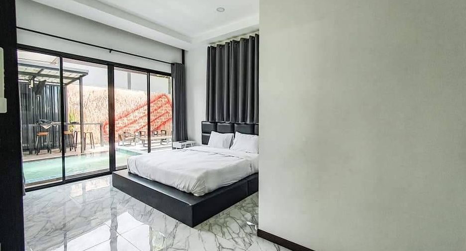 For sale and for rent 5 bedrooms house in Sattahip, Chonburi
