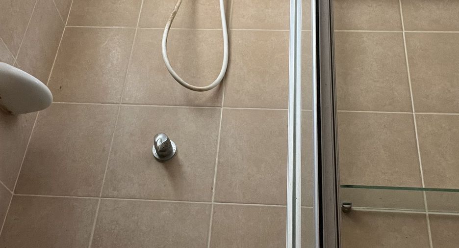 À vendre studio condo à Prawet, Bangkok