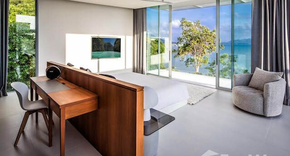 For sale 5 bedrooms villa in Thalang, Phuket