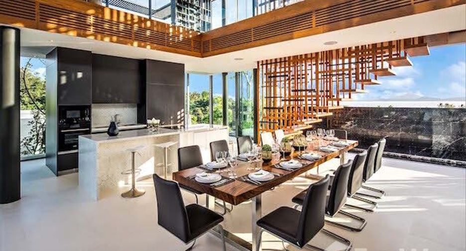 For sale 5 bedrooms villa in Thalang, Phuket