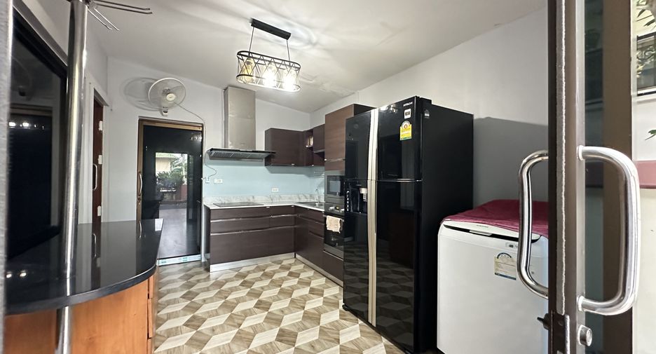 For rent 3 bedrooms house in Bang Lamung, Chonburi