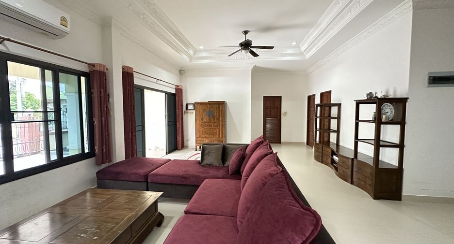 For rent 3 bedrooms house in Bang Lamung, Chonburi