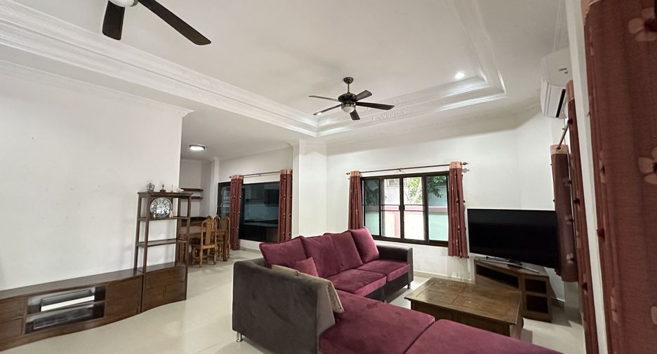 For rent 3 bedrooms house in Bang Lamung, Chonburi