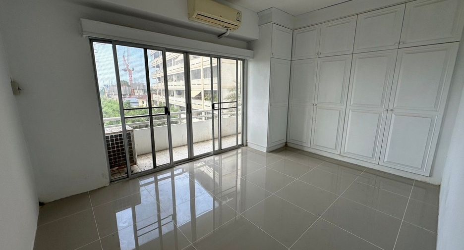 出售 2 卧室 公寓 在 Sattahip, Chon Buri