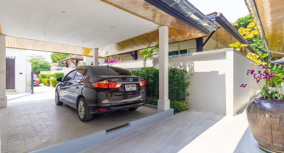For rent 3 bedrooms villa in Thalang, Phuket