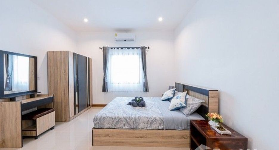 出售 和 出租 2 卧室 别墅 在 Bang Lamung, Chon Buri