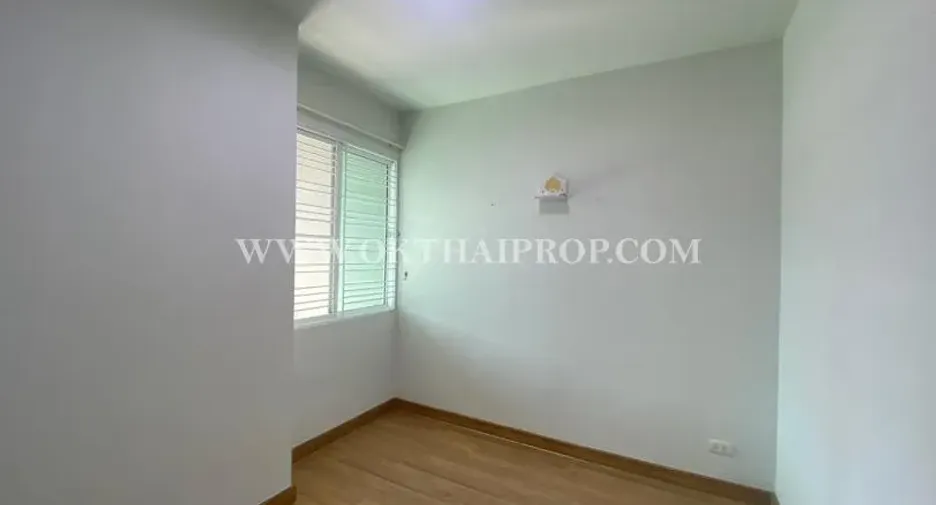 For sale 3 ベッドルーム townhouse in Sai Noi, Nonthaburi