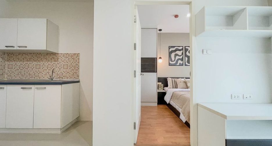 For sale 1 bed condo in Phaya Thai, Bangkok