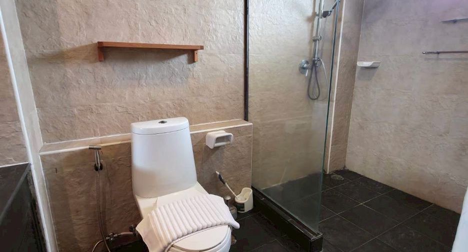 For rent 2 bedrooms condo in Thalang, Phuket