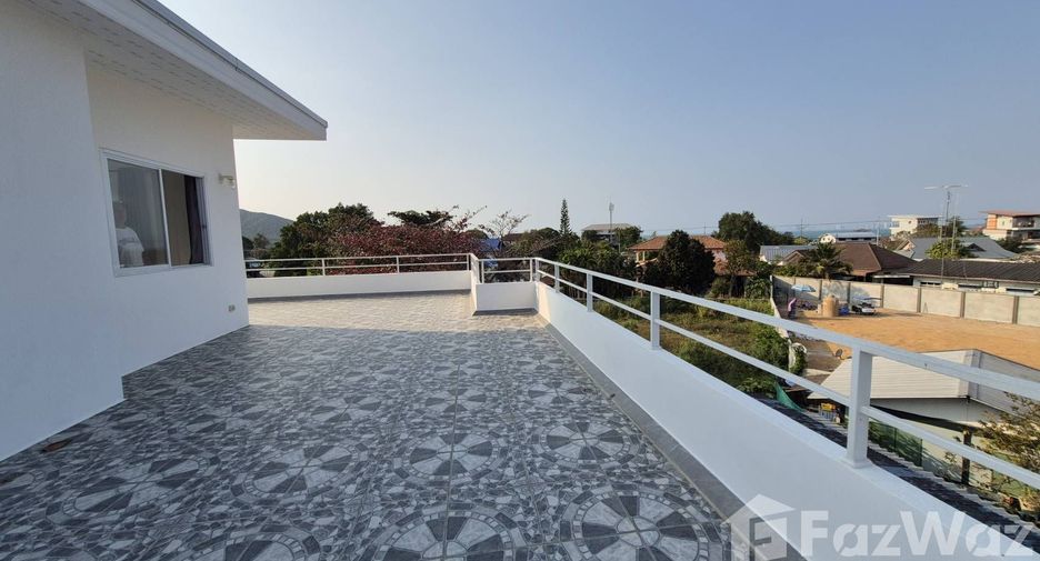 For sale 4 bedrooms villa in Bang Saray, Pattaya