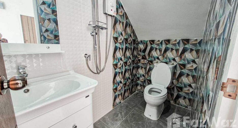 À vendre 4 chambres villa à Sattahip, Chonburi