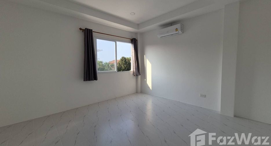À vendre 4 chambres villa à Sattahip, Chonburi