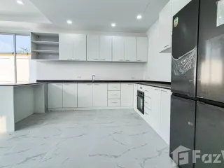 Продажа 4 спальни вилла в Банг Сарай, Паттайя