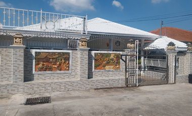 Haus zur Miete mit 4 Zimmer in Bang Lamung, Chonburi