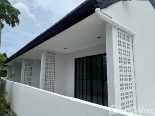 For sale 4 ベッドルーム townhouse in Thalang, Phuket