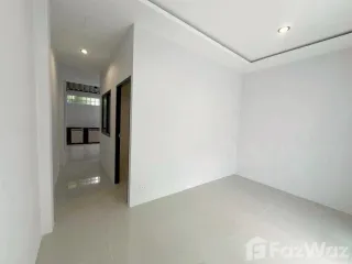 For sale 4 ベッドルーム townhouse in Thalang, Phuket