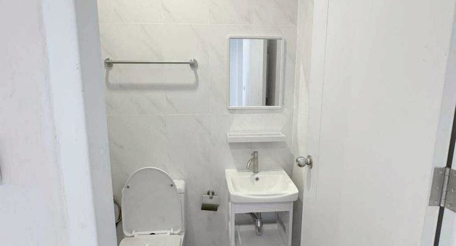For sale 4 bedrooms townhouse in Thalang, Phuket