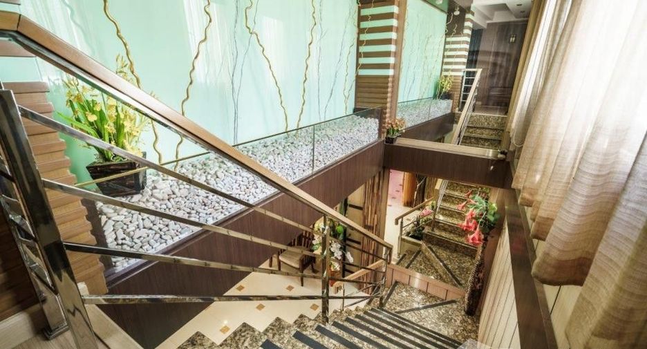 For sale 7 bedrooms retail Space in Bang Lamung, Chonburi