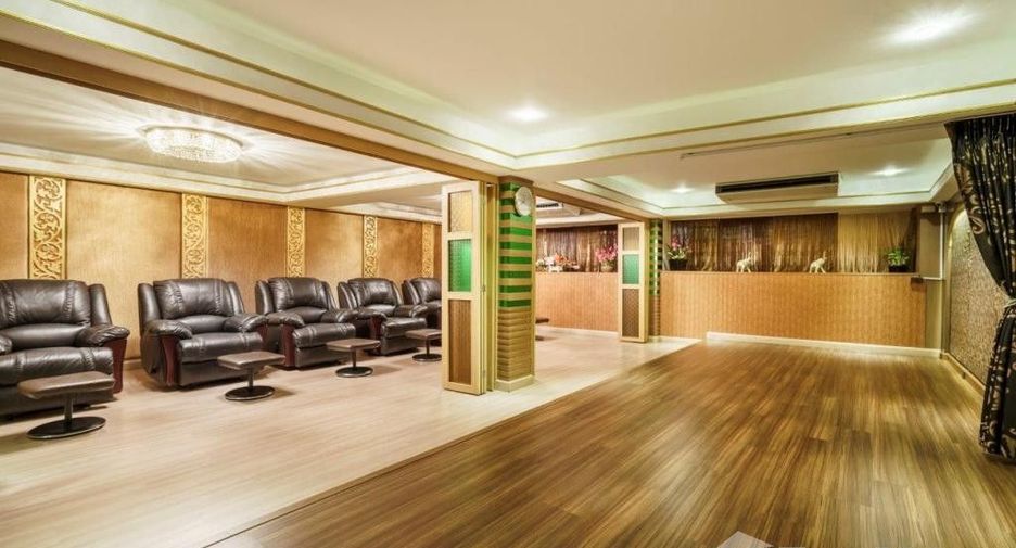 For sale 7 bedrooms retail Space in Bang Lamung, Chonburi