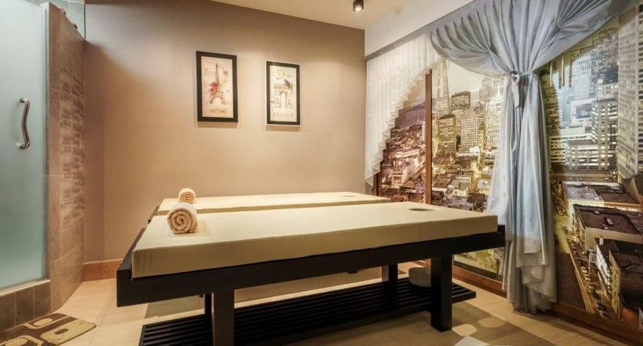 For sale 7 bedrooms retail Space in Bang Lamung, Chonburi