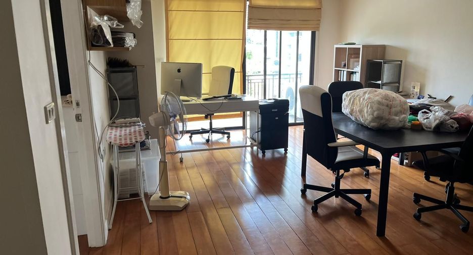 For sale 1 bed condo in Watthana, Bangkok