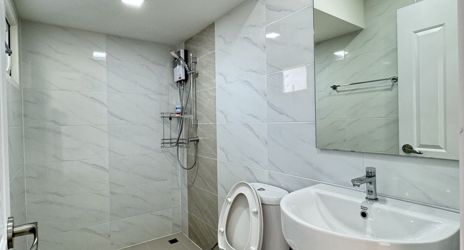 出租 4 卧室 独立屋 在 Mueang Udon Thani, Udon Thani