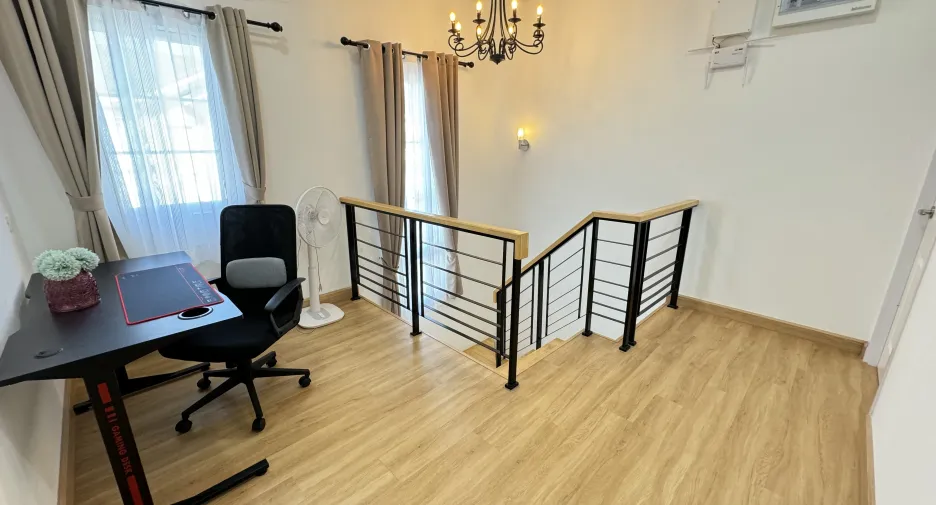 For rent 4 bedrooms house in Mueang Udon Thani, Udon Thani