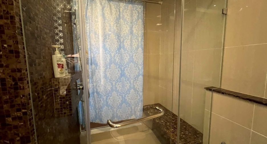 For rent スタジオ condo in Bang Lamung, Chonburi