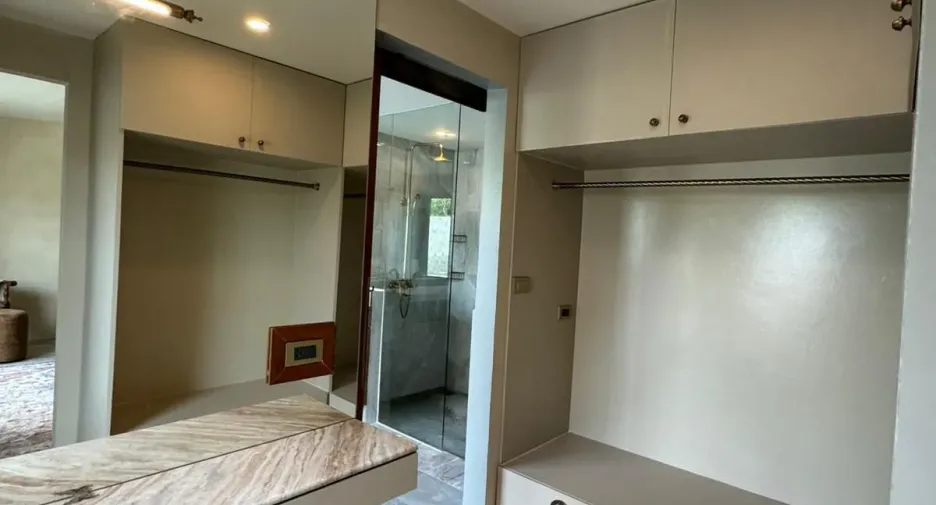 Villa en alquiler de 4 habitaciones en Mueang Phuket, Phuket