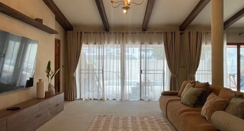 Villa en alquiler de 4 habitaciones en Mueang Phuket, Phuket