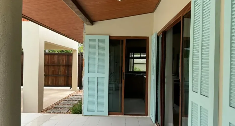Villa en alquiler de 4 habitaciones en Mueang Phuket, Phuket