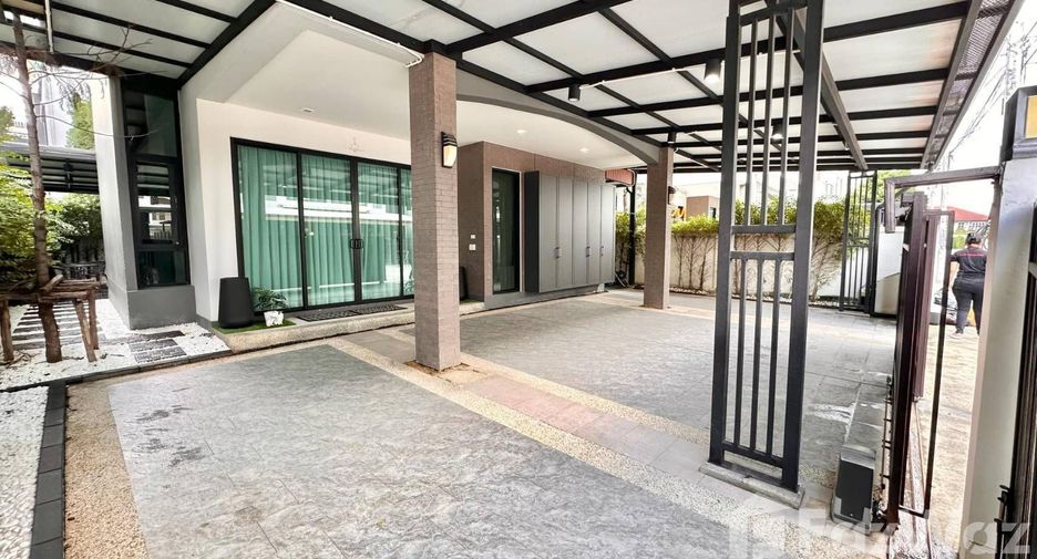 For sale and for rent 5 bedrooms house in Prawet, Bangkok