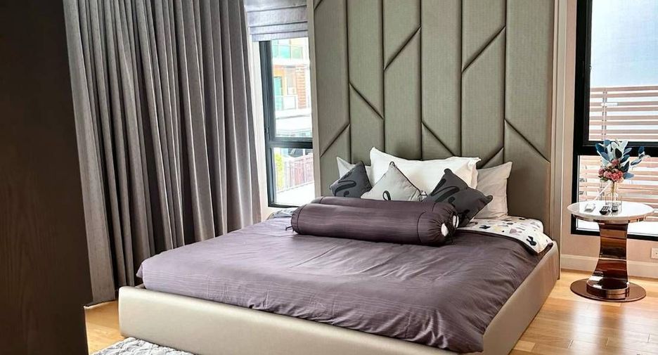 For sale and for rent 5 bedrooms house in Prawet, Bangkok