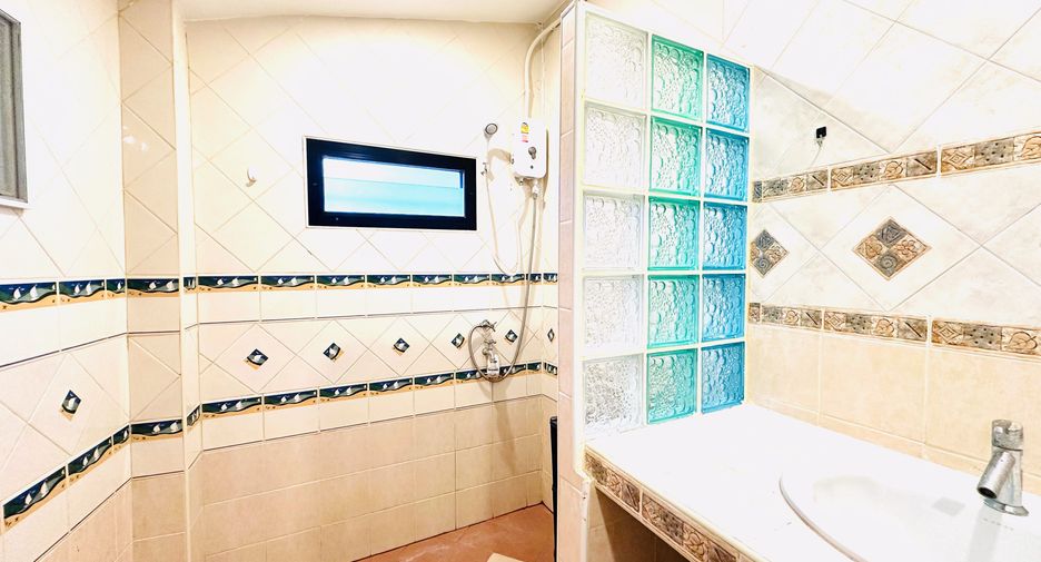 For rent 3 bedrooms house in Mueang Phuket, Phuket