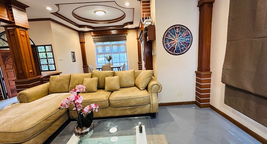 For rent 3 bedrooms house in Mueang Phuket, Phuket