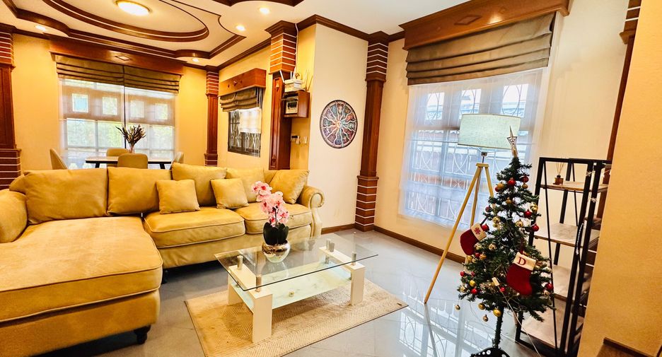 For rent 3 bedrooms house in Mueang Phuket, Phuket