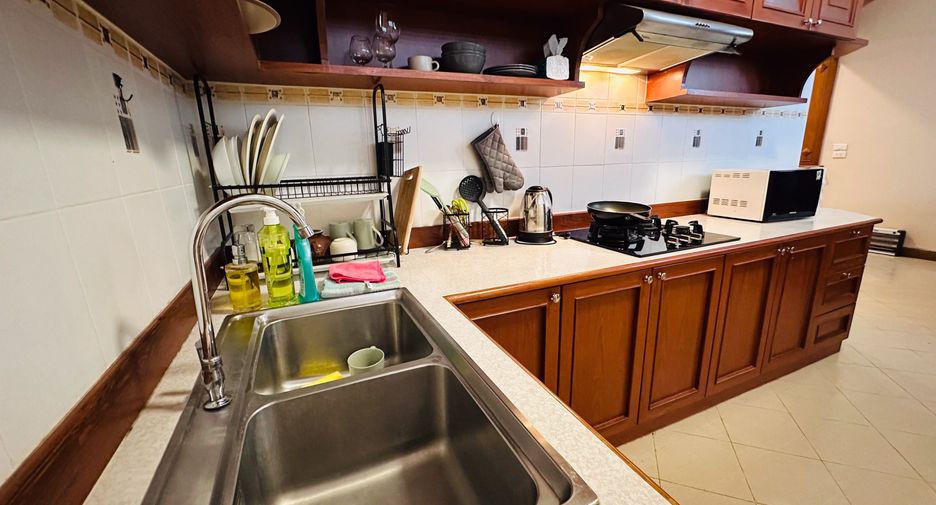 For rent 3 bedrooms house in Mueang Phuket, Phuket