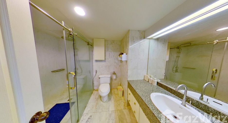 Wohnung zum Kauf mit 1 Zimmer in Bang Rak, Bangkok