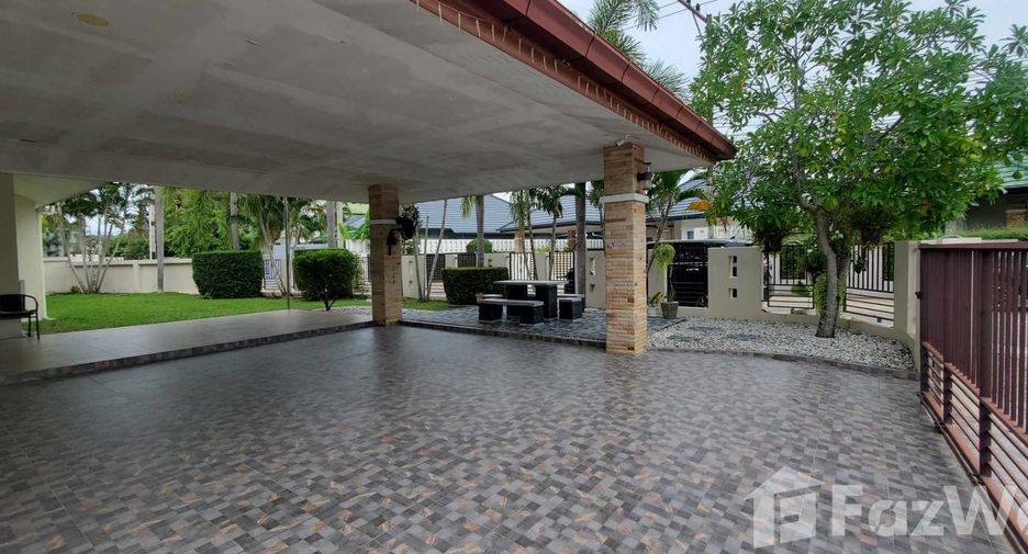 Haus zur Miete mit 3 Zimmer in Bang Lamung, Chonburi